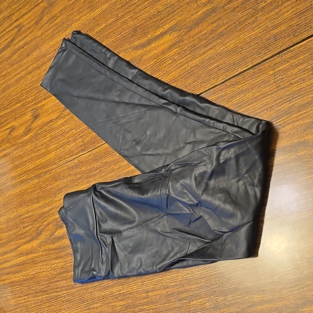 Forever 21 faux leather leggings